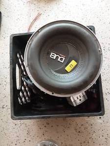 lot 17 image: Car Audio Lot