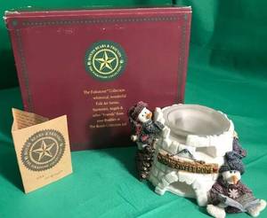 lot 143 image: Boyds Bears Yukon & Kodiak, Boyds Bears Nativity Figurines The Camel Thatcher & Eden, Baldwin as Baby Jesus