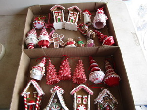 Ornaments gingerbread houses & tre...