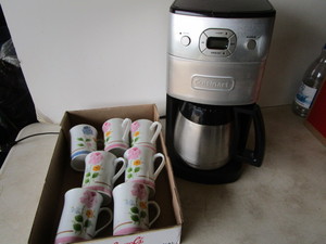 Cuisinart Grind & Brew 10-cup coffe...