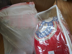 T-shirts, red Groomers of America, ...