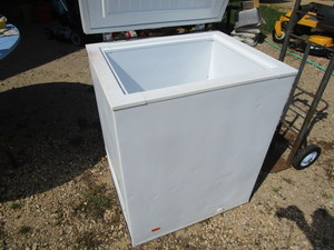 Chest freezer, 5 cu.ft....