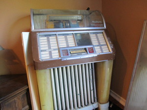 Sebring juke box, with records, unk...