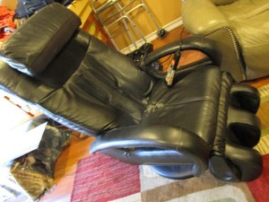 Human Touch massage chair, fabric s...
