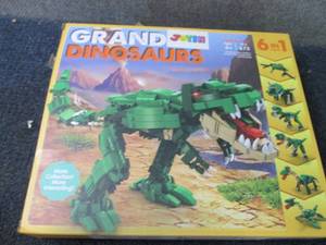Joyin Grand Dinosaurs open box...