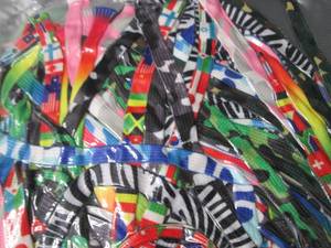 3 - 16 prpks Rainbow Shoelaces...