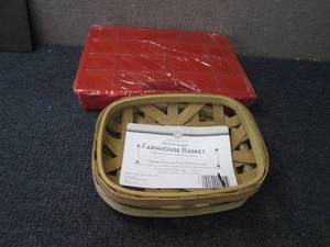 Large Plastic Organizer, 2 Medium F...