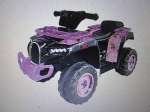 Realtree ATV 6V Ride-On - Pink open...