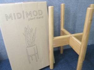 MidMod Plant Stand...