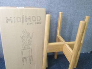 MidMod Plant Stand...