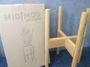 MidMod Plant Stand...