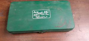 lot 22 image: Ace Super Set No.614 Tap & Die Set ...