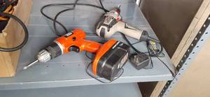 lot 26 image: Black & Decker, & Craftsman Electri...