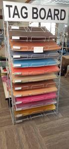 lot 159 image: Sturdy Wire Racking 31.75 x 21 x ...