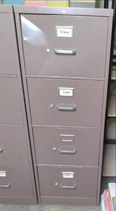 lot 173 image: HON 4 Drawer Metal Filing Cabinet ...