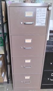 lot 175 image: HON 4 Drawer Metal Filing Cabinet ...