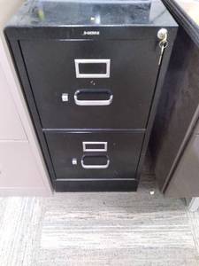 lot 176 image: HON 2 Drawer Metal Filing Cabinet ...