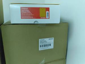 lot 255 image: Case of 5 Boxes of 100Ea. Universa...