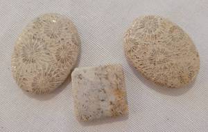 Beautiful Agate Bead Strands and Pendants