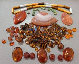 Stunning Selection of Bead Strands, Beads & Pendants