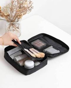 lot 32 image: 1pc Portable Travel Storage Bag