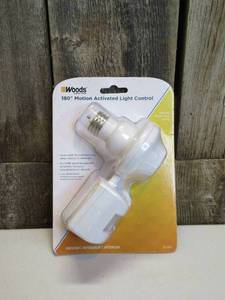 180-Degree Motion Activated Light Socket Control, White