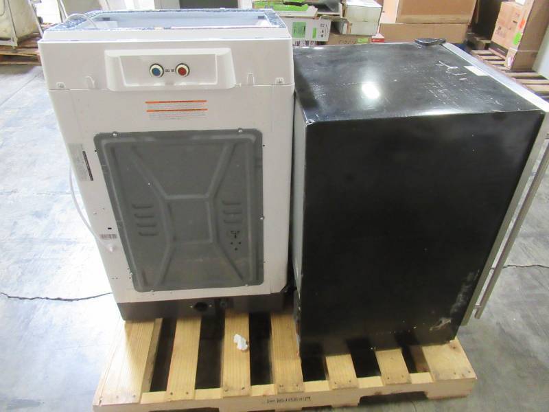lot 208 image: WHOLESALE MIXED PALLET OF MISCELLANEOUS APPLIANCES IN NEED OF REPAIR - For PartsRestore