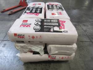 lot 101 image: Pallet - Owens Corning AttiCat Fiberglass Expanding Blown-in Insulation System L38A