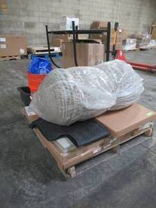 lot 129 image: WHOLESALE MIXED PALLET OF MISCELLANEOUS HOME DECOR