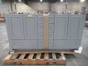 lot 202 image: Glacier Bay Candlesby 60 in. W x 19 in. D Bath Vanity in Sterling Gray CD60P2-ST
