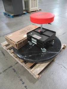lot 234 image: WHOLESALE MIXED PALLET OF MISCELLANEOUS FURNITURE