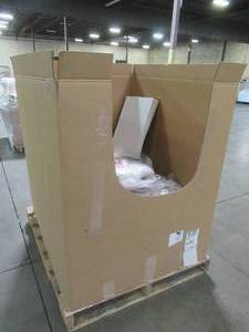 lot 404 image: WHOLESALE MIXED PALLET OF MISCELLANEOUS TOILET SEATS