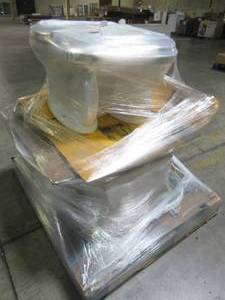 lot 406 image: WHOLESALE MIXED PALLET OF MISCELLANEOUS TOILET BOWLS