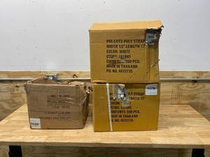 lot 71 image: GRAINGER APPROVED Plastic Strapping, Hand Strapping