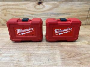 lot 31 image: MILWAUKEE Lot of 2-  Hole Dozer General Purpose Bi-Metal Hole Saw Sets