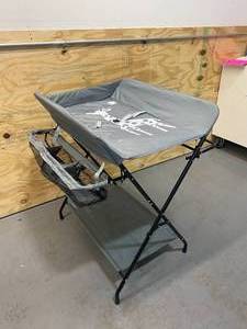 lot 85 image: Foldable Baby Changing Table