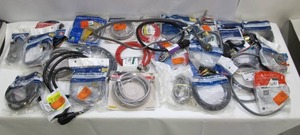 lot 574 image: Lot of 25 Washer and Dryer Power Cords, Water, & Gas Hoses - GE, Everbilt, Home Choice, Whirlpool, etc
