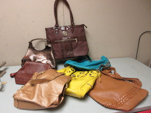 VARIETY OF PURSES AND TOTES