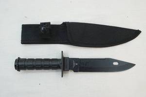 Hunting knife