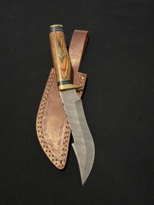 Stunning Custom Damascus Steel Hunting Knife