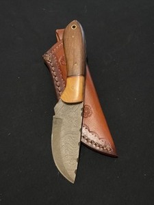 Fantastic Custom Damascus Steel Knife