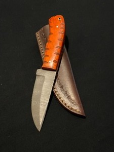 Great Looking Custom Damascus Steel Knife