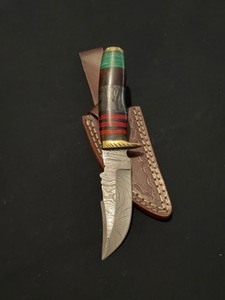 Stunning Custom Damascus Steel Knife