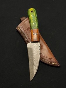 Fantastic Custom Damascus Steel Knife