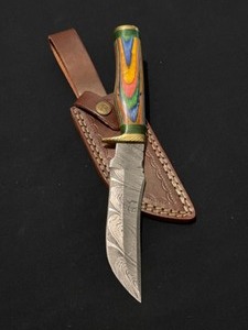 Stupendous Custom Damascus Steel Hunting Knife