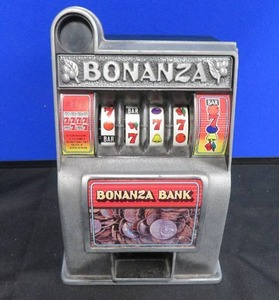 lot 12 image: BONANZA BANK SLOT MACHINE