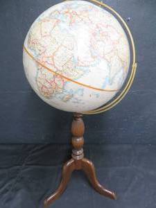 lot 30 image: NATIONAL GEOGRAPHIC GLOBE ON STAND