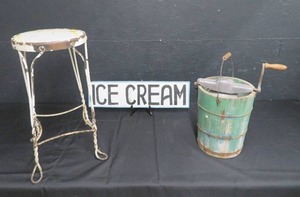 lot 50 image: VINTAGEANTIQUE ICE CREAM LOT
