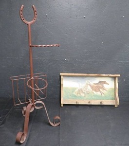 lot 62 image: SMALL IRON HORSESHOE RACK AND HORSE WALL ART SHELF WITH HANGERS