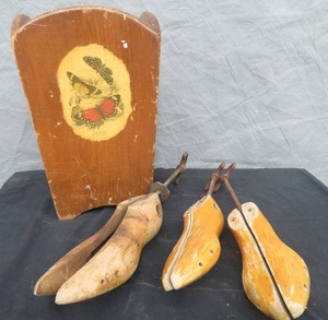 lot 87 image: VINTAGE SHOE STRETCHERS  WOODEN BASKET